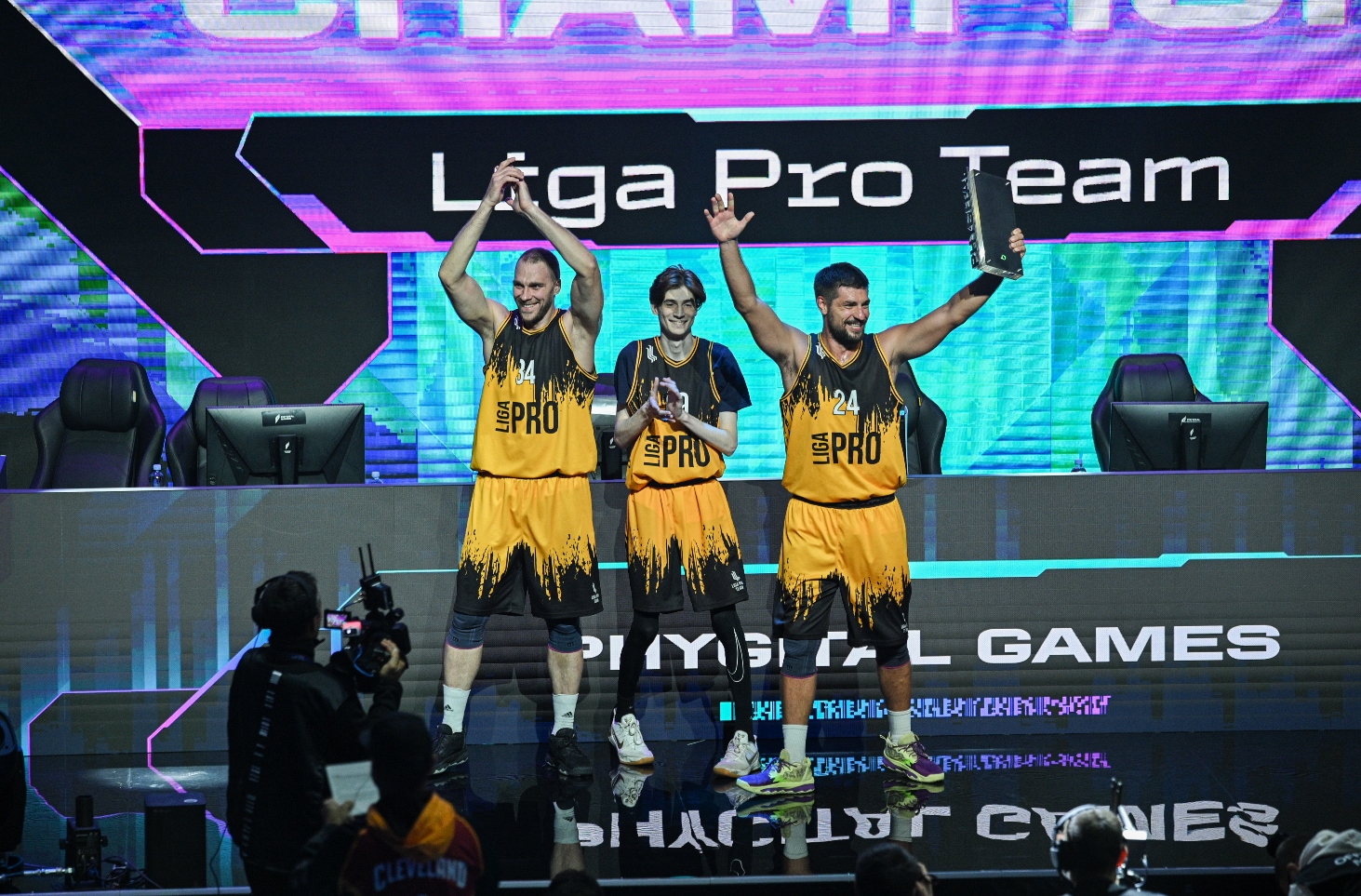 Команда Liga Pro Team стала победителем турнира Фиджитал Игр 10 «Путь чемпиона»