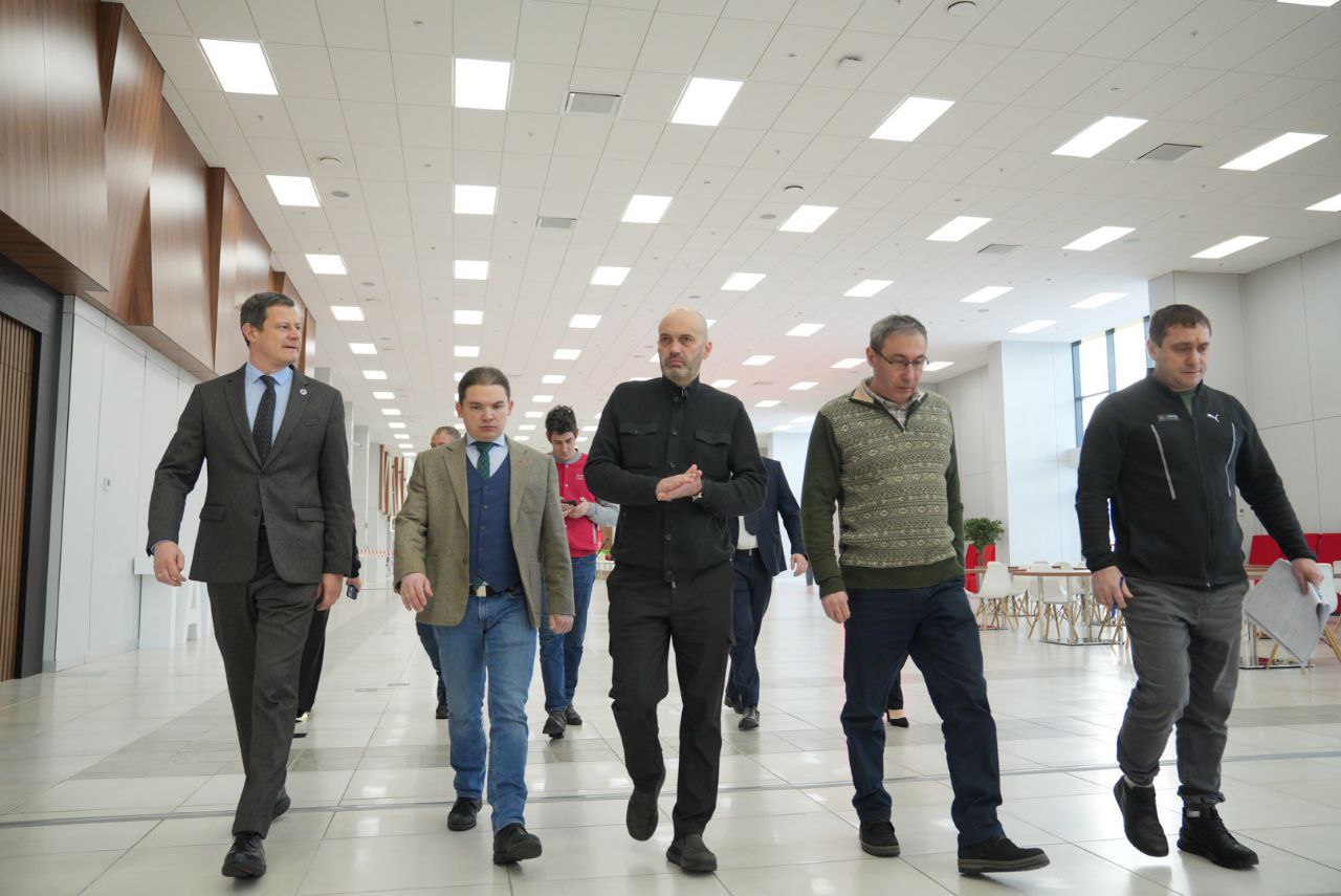 Азат Кадыров провел инспекционный визит объектов Игр Будущего в Казани