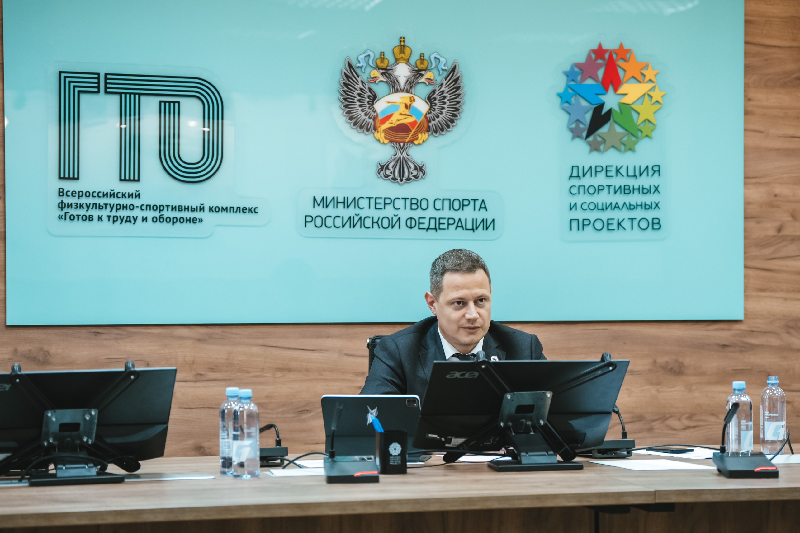 Максим Денисов провел презентацию Игр БРИКС на заседании Комитета Госдумы по физической культуре и спорту